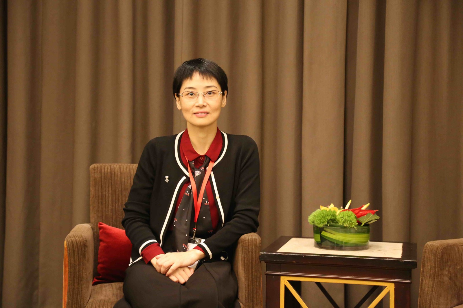 张红梅教授.jpg